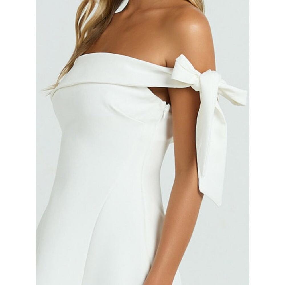 NWT REVOLVE Saints & Secrets SHOWPO Cecilia off shoulder mini dress US S - Picture 4 of 9